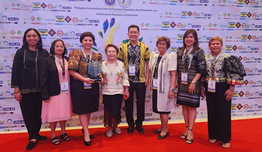 The Philippine Pharmacists Association (PPhA), Board of Pharmacy (BOP) received in behalf of ALL FILIPINO PHARMACISTS, the PRC Centennial Milestone Award